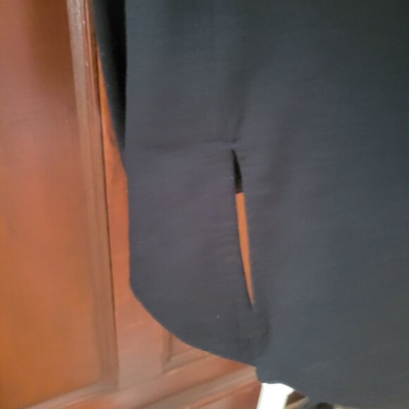 Catherines Black Embellished Neck Tunic Top 1X Size - Picture 3 of 5